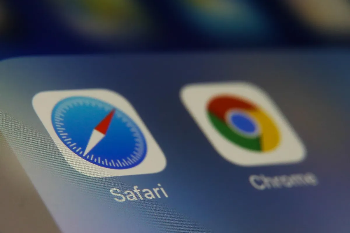 Apple’dan iPhone Kullanıcılarına Uyarı: Google Chrome Kullanmayı Bırakın