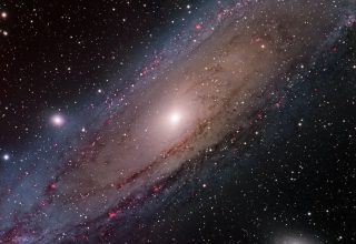 Samanyolu ve Andromeda Galaksilerinin Çarpışma İhtimali “Yarı Yarıya”