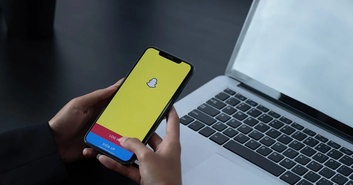 Snapchat Yeni Tasarım ve Yapay Zeka Lenslerini Duyurdu