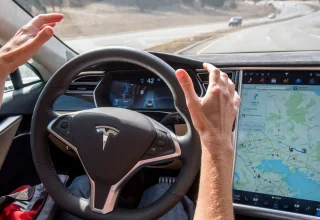 Tesla Full Self-Driving 2025’te Avrupa ve Çin Yollarında!