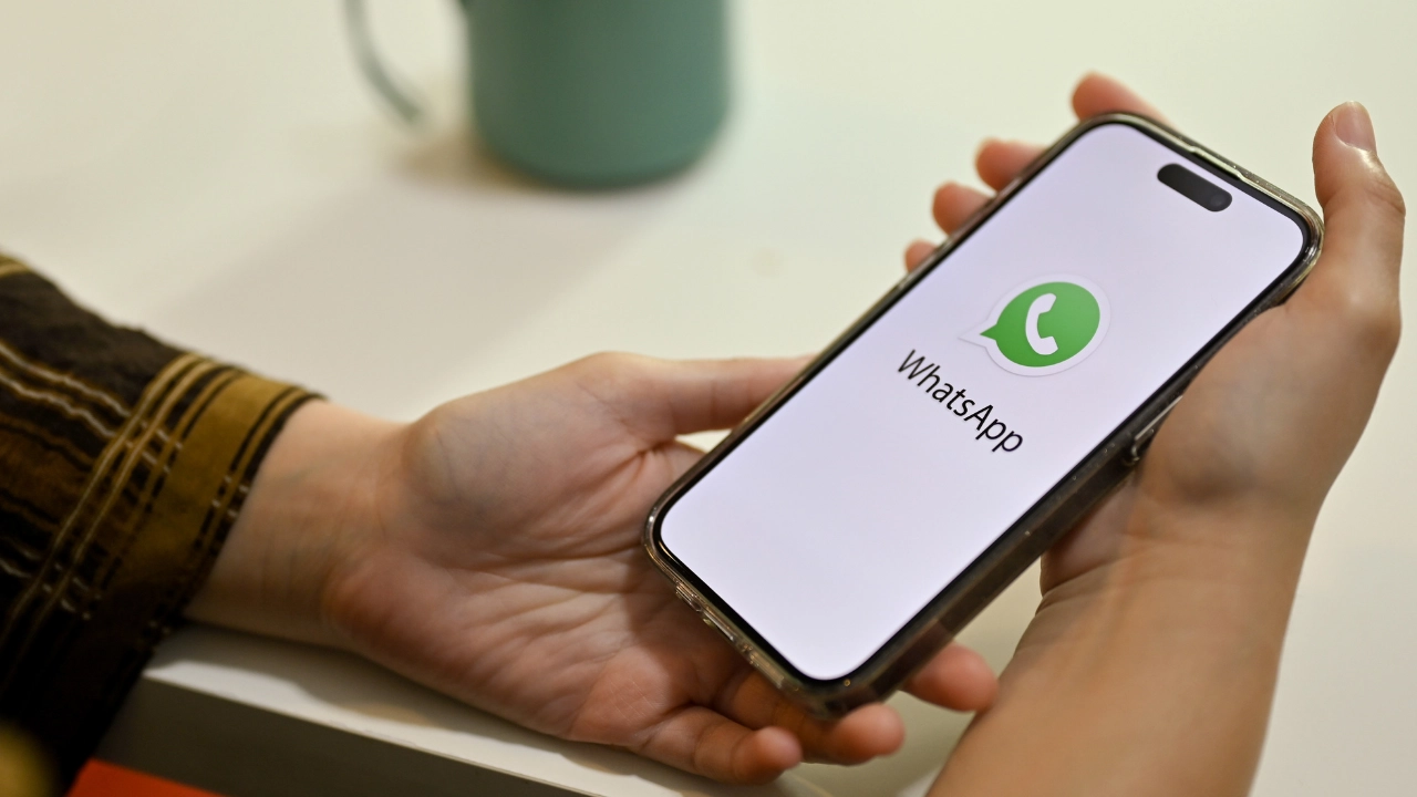 WhatsApp’ın Yeni Android Özelliği: Galeriye Hızlı Erişim