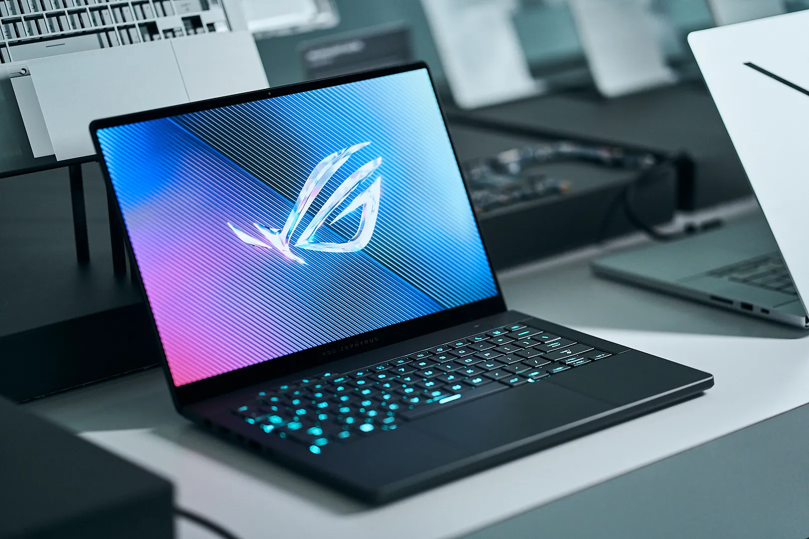 Asus ROG Zephyrus G14 Seçerken Dikkat Edilmesi Gerekenler