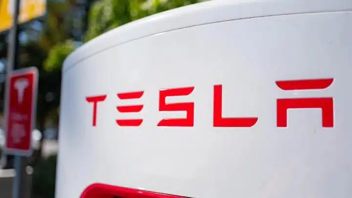 Tesla hisseleri çakıldı! Son 5 yılın en kötüsü