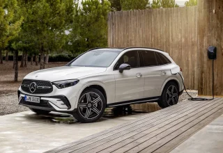 Mercedes-Benz’in Yeni Elektrikli GLC EV Modeli Tanıtıldı: 650 km Menzil ve 320 kW Şarj Hızı!